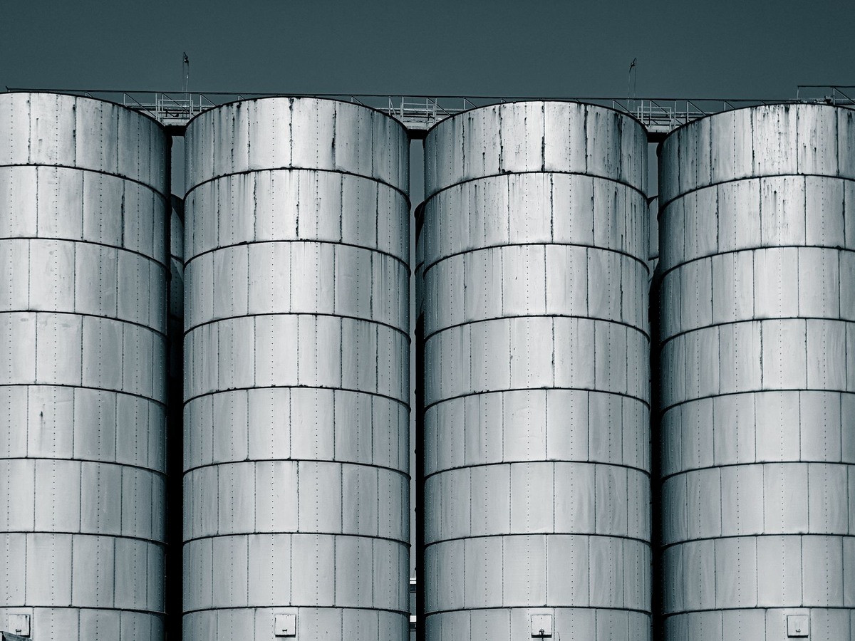 Climate-controlled grain storage facility interior